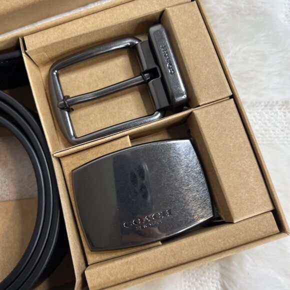 COACH MEN'S BELT SET BOXED HARNESS PLAQUE REVERSIBLE BELT BLACK NWT - Picture 4 of 6